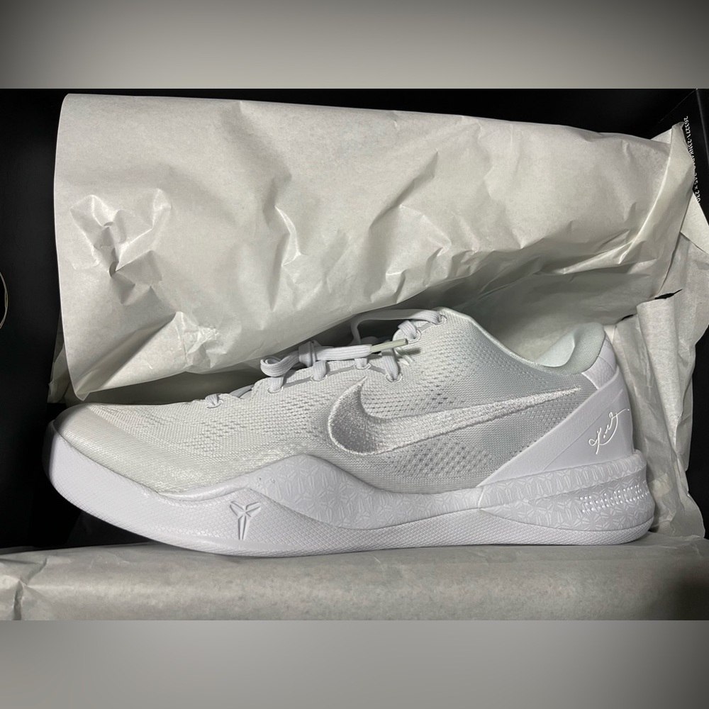 ❌SOLD❌ Nike Kobe 8 Protro “Halo” sneakers, New in Box, M13 - Picture 10 of 11